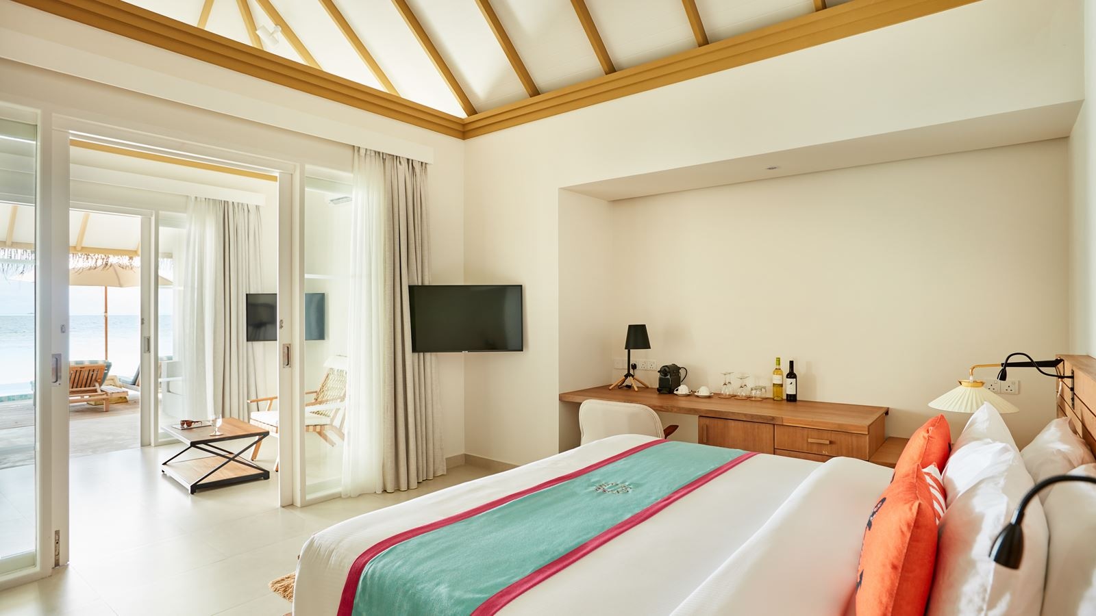 rooms-family-beach-villa-with-pool