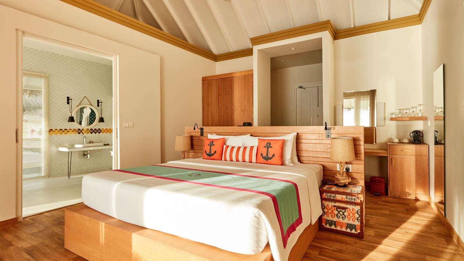 rooms-ocean-villa-with-pool