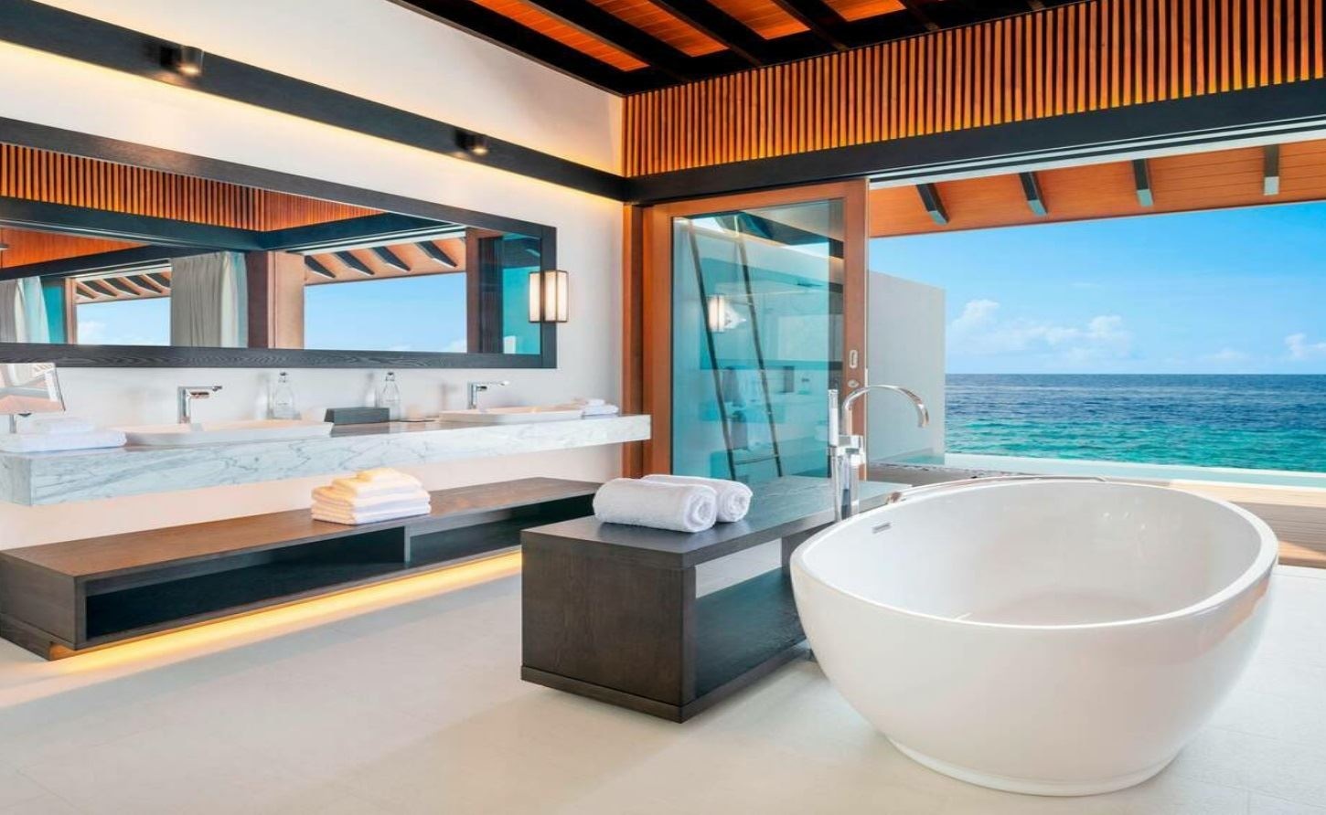 rooms-heavenly-overwater-villa-pool