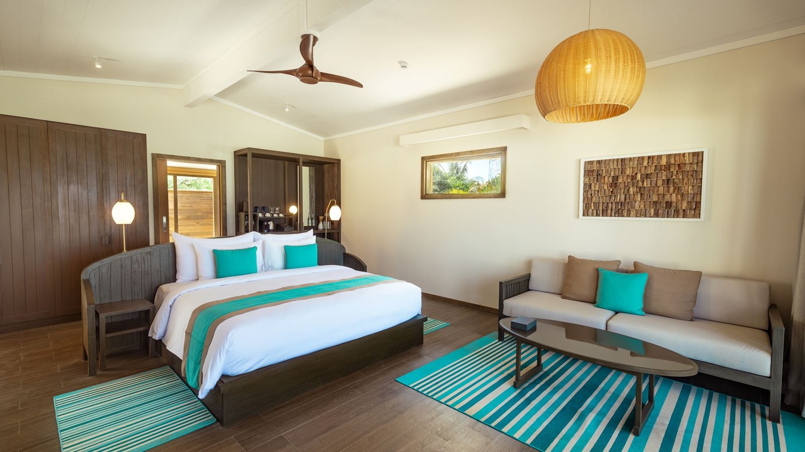 rooms-sunrise-beach-villa