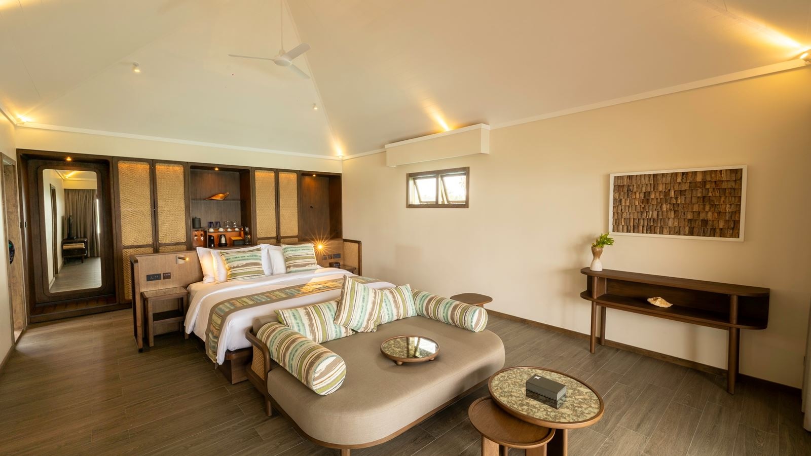 rooms-ocean-pool-villa