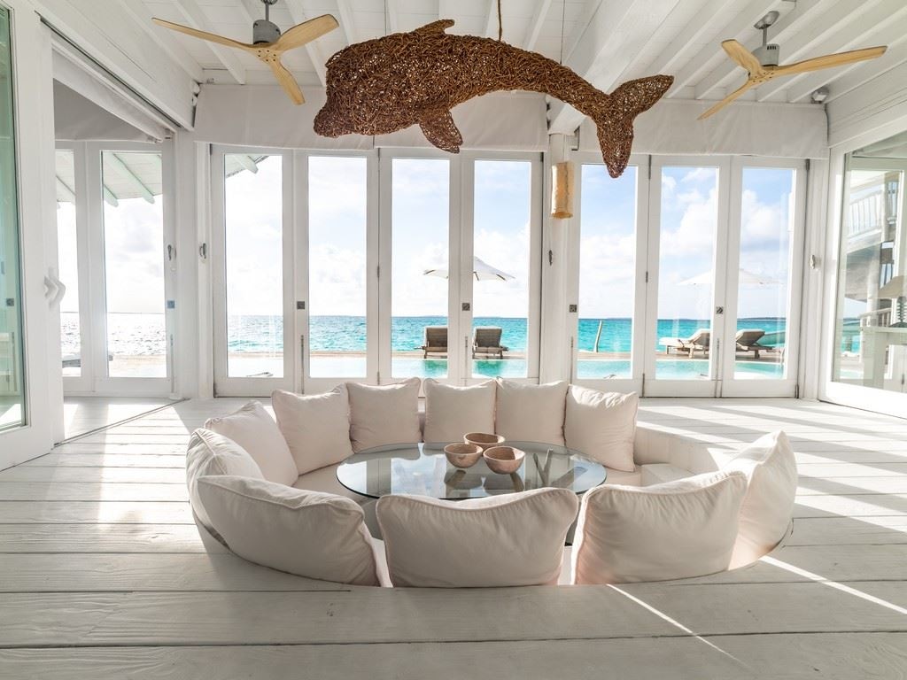 rooms-3-bedroom-water-retreat-with-slide