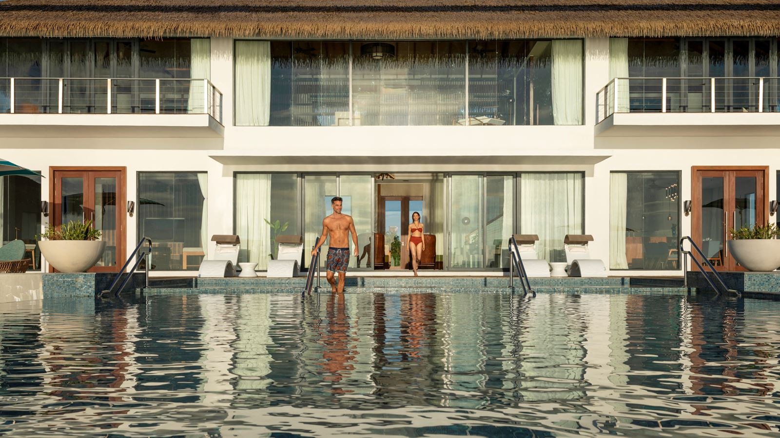 rooms-4-bedroom-ocean-pool-retreat