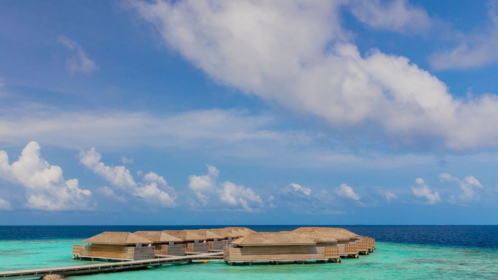 rooms-ocean-pool-villa