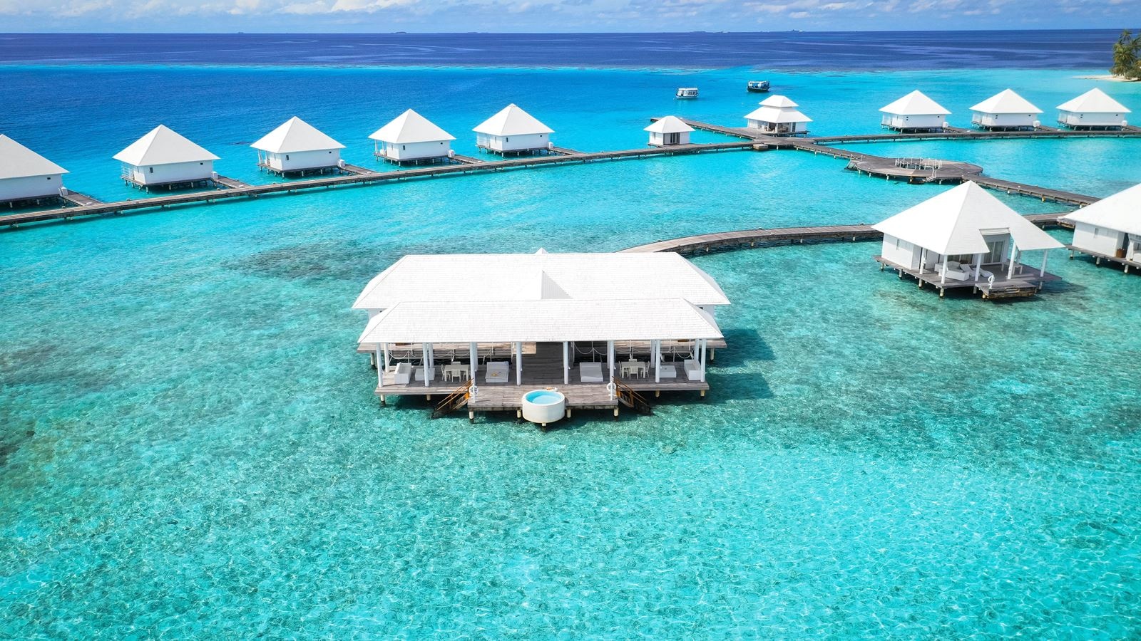 rooms-two-bedroom-water-villa