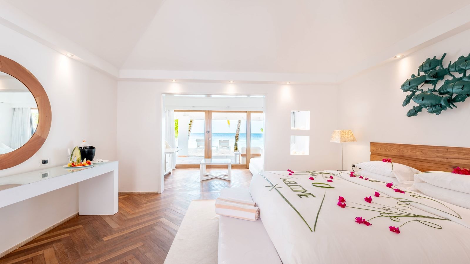 rooms-beach-front-junior-suite