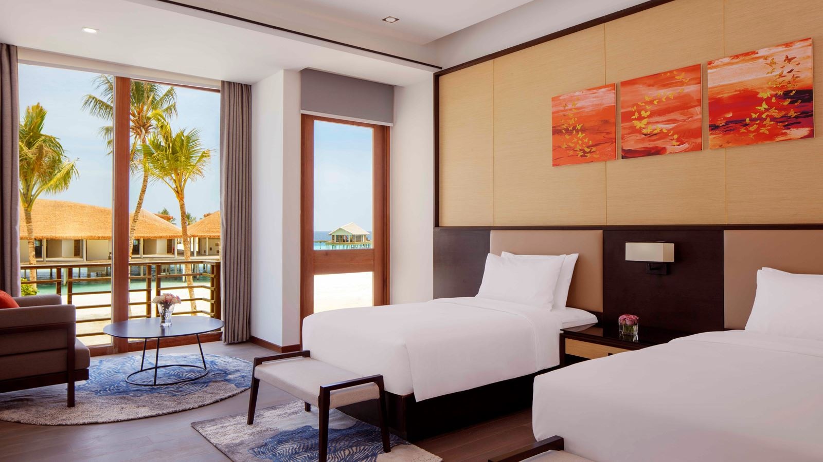 rooms-family-villa--3-bedrooms--pool--lagoon-view