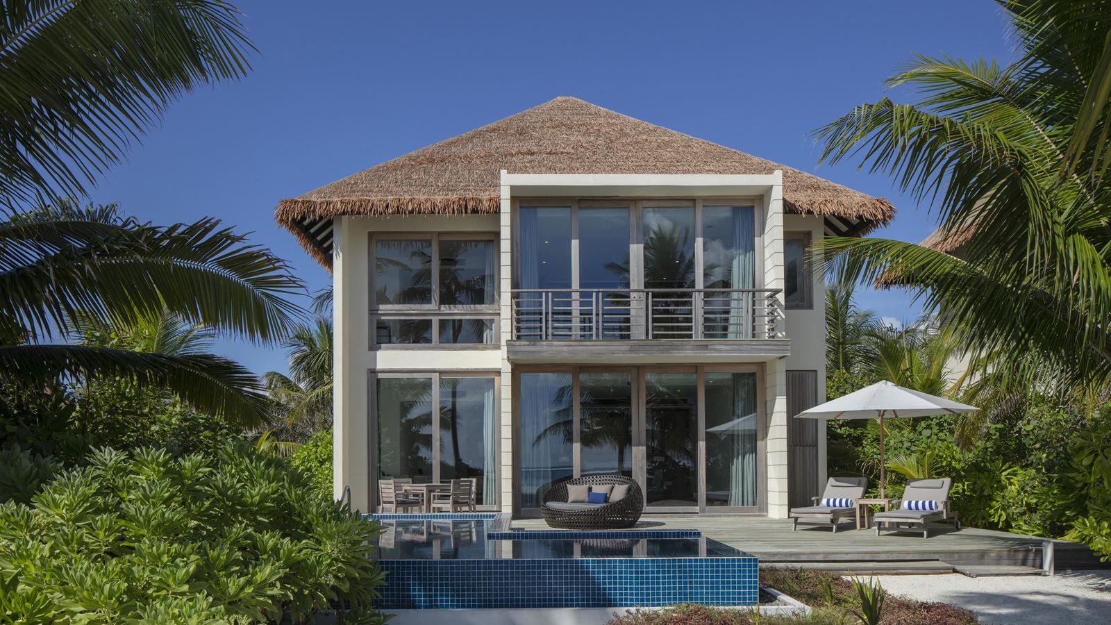 rooms-family-villa--2-bedrooms-pool--sunset-view