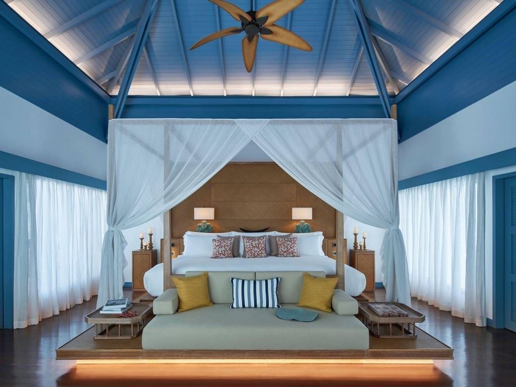 rooms-deluxe-beach-villa