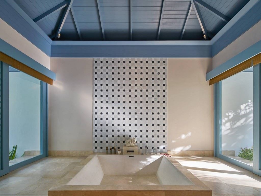 rooms-deluxe-beach-villa