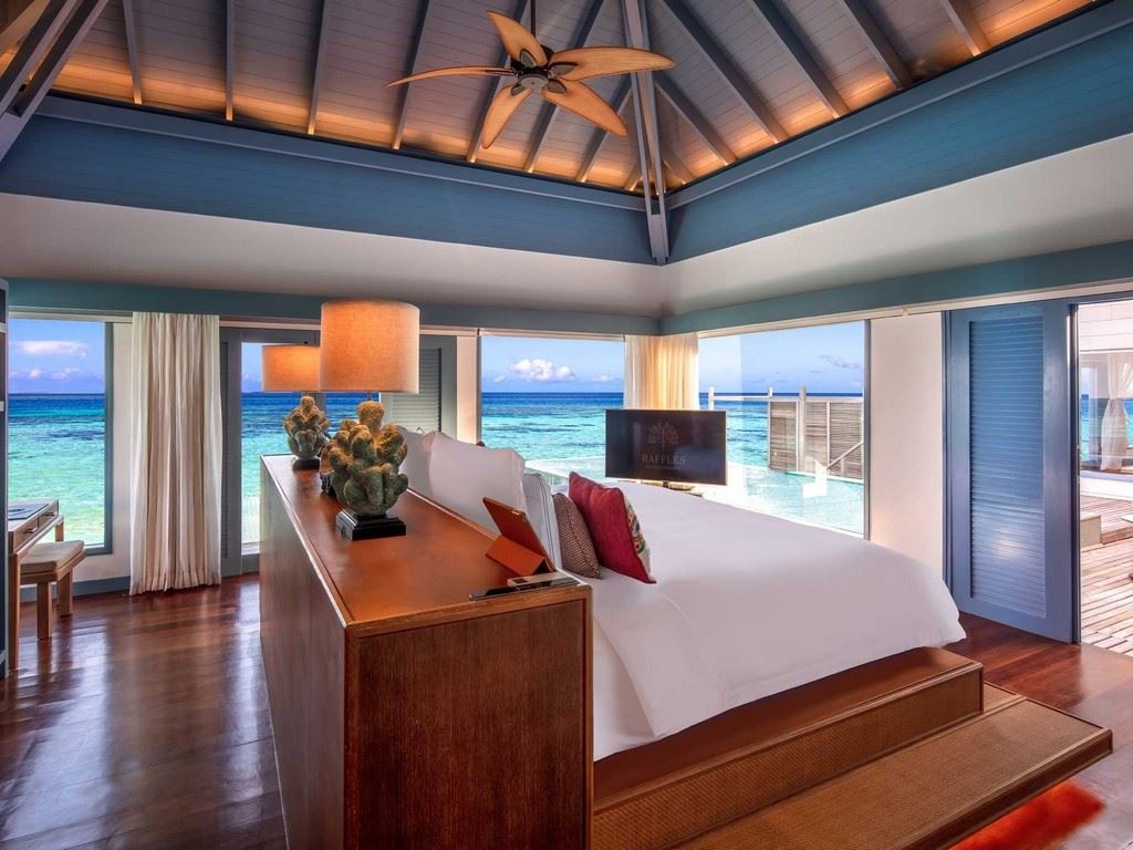 rooms-sunset-overwater-residence