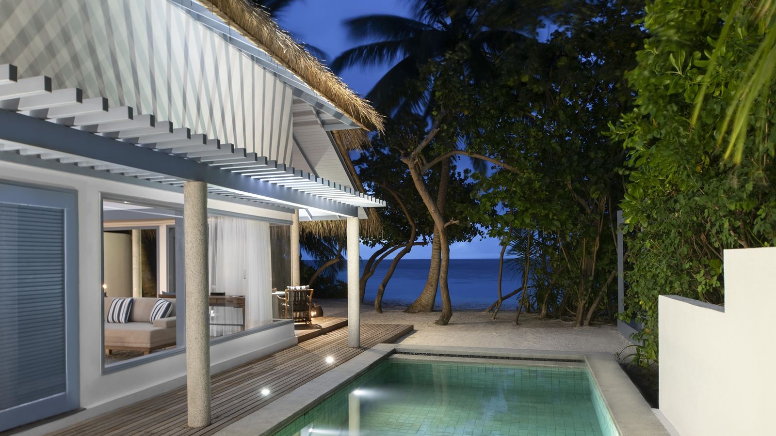 rooms-sunset-beach-pool-villa-1br