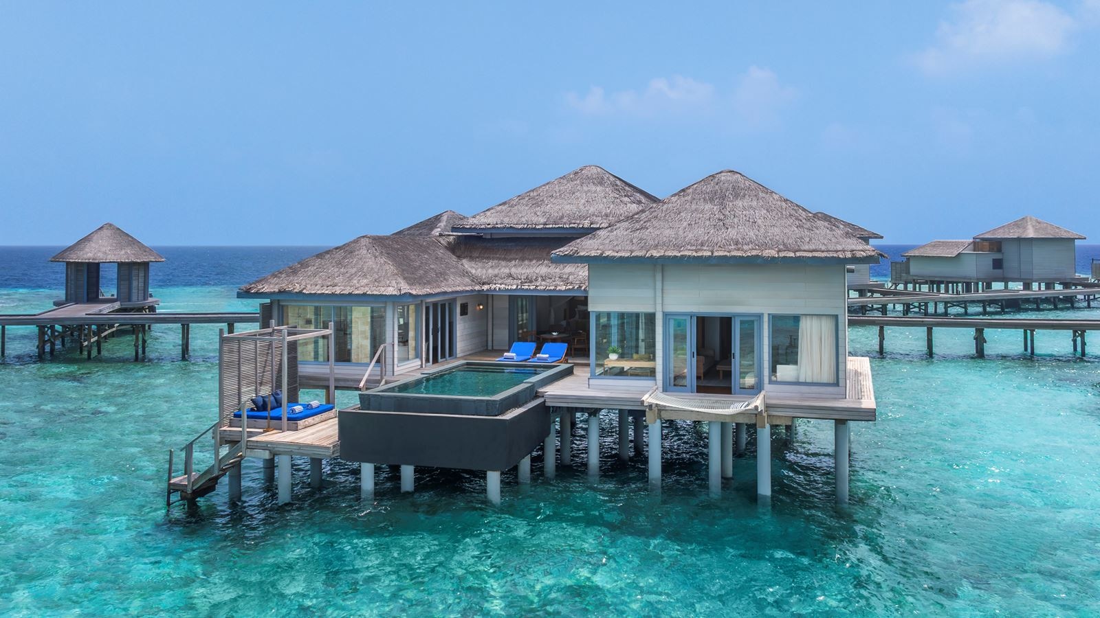 rooms-sunset-overwater-pool-villa-1br