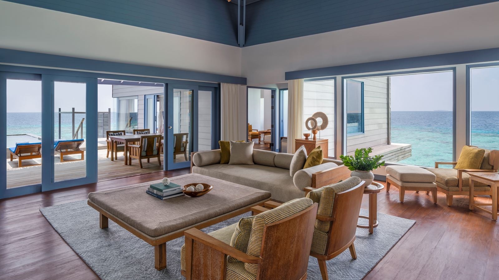 rooms-sunset-overwater-retreat-2br