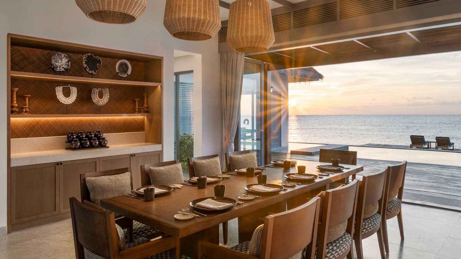 rooms-the-halcyon-grand-estate-3br