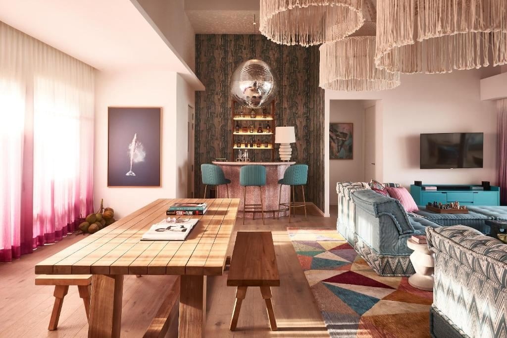 rooms-two-bedroom-rockstar-villa