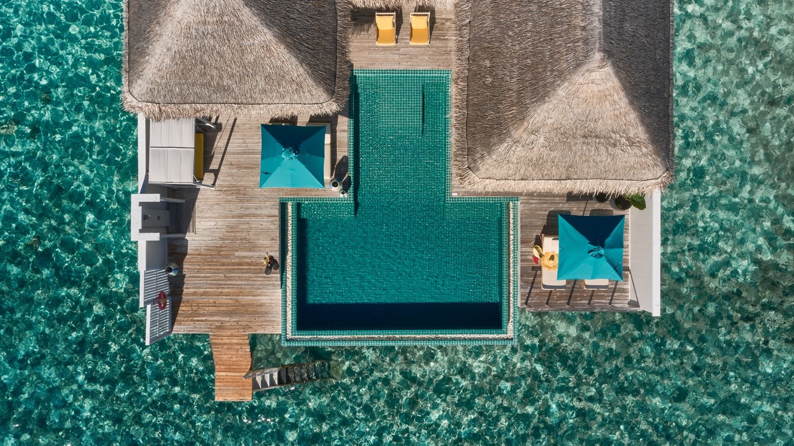 rooms-two-bedroom-water-villa-with-pool