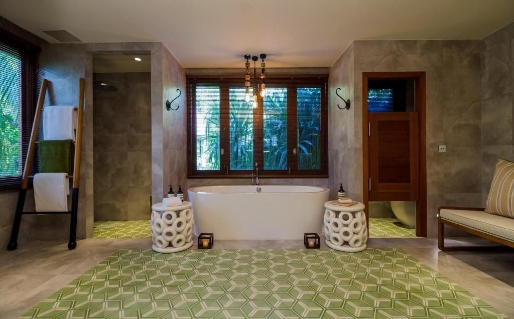 rooms-treetop-pool-villa