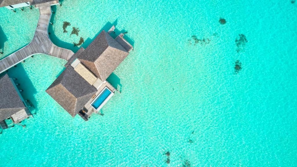 rooms-two-bedroom-overwater-villa-with-pool