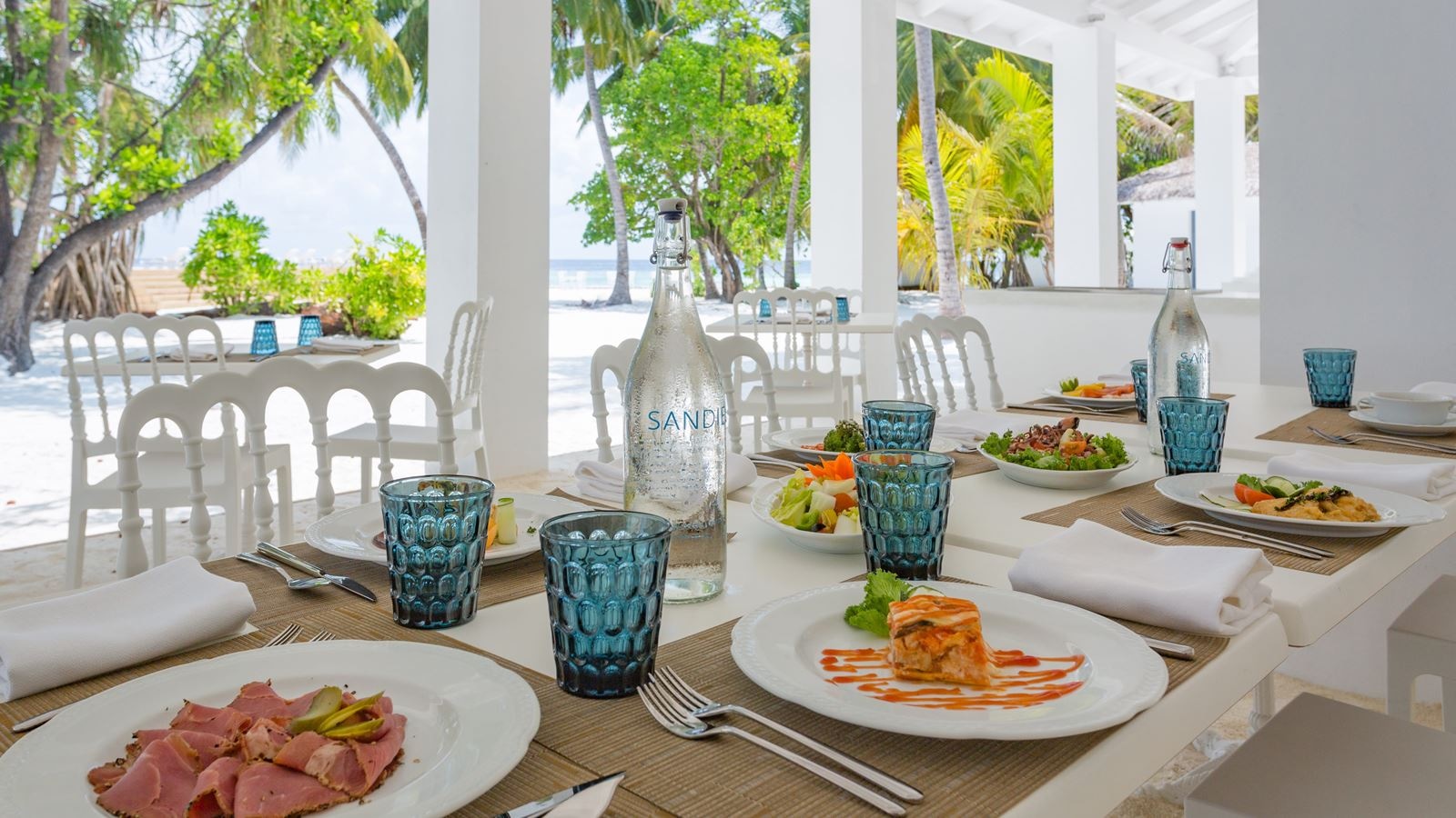 restaurants-restaurants