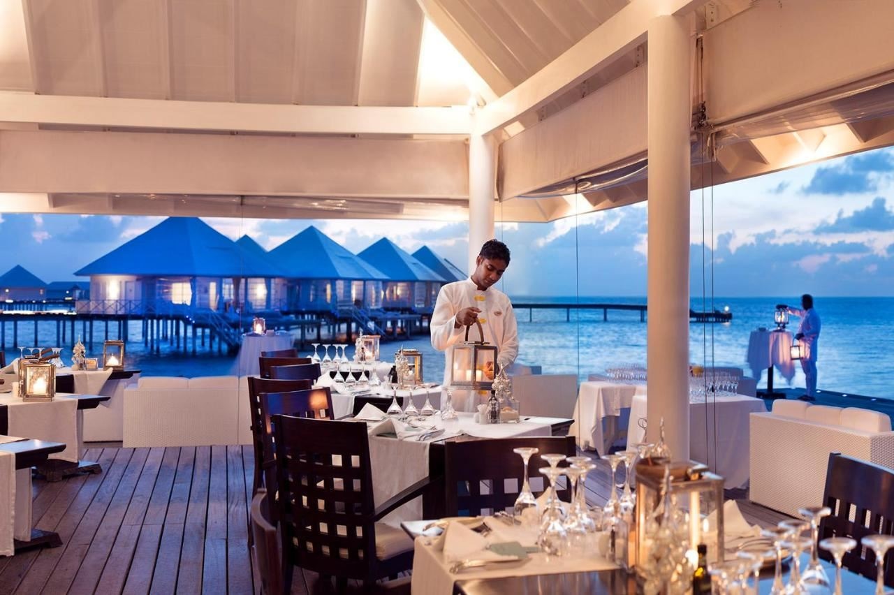 restaurants-aqua-overwater