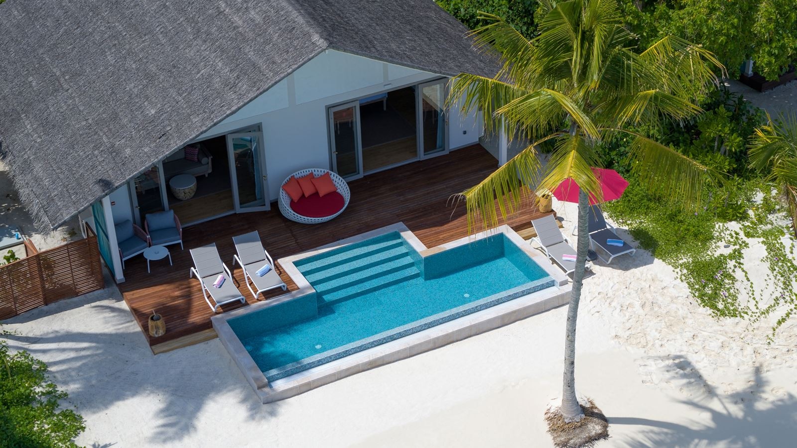 rooms-two-bedroom-family-beach-pool-villa
