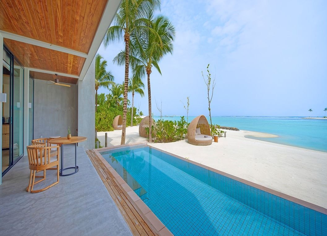 rooms-fourbedroom-beach-villa-with-private-pool