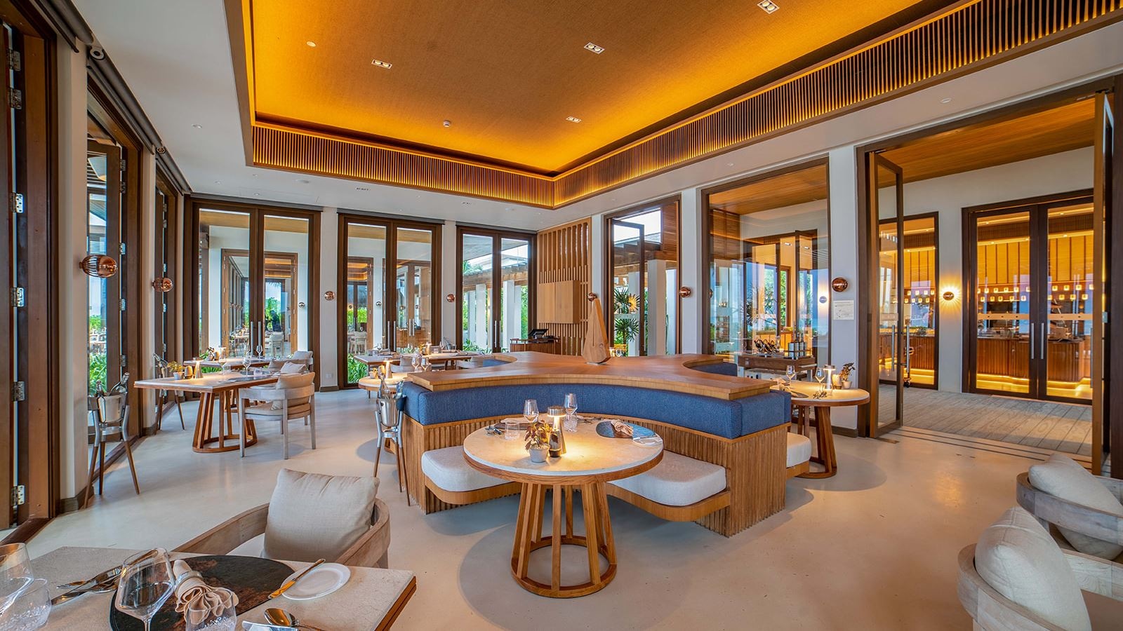 restaurants-the-restaurant