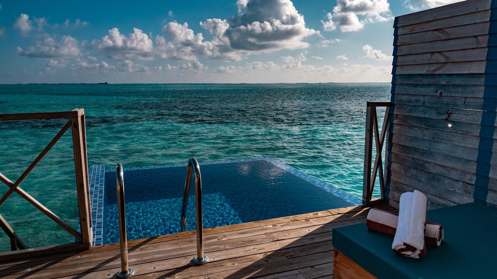 rooms-overwater-pool-villa