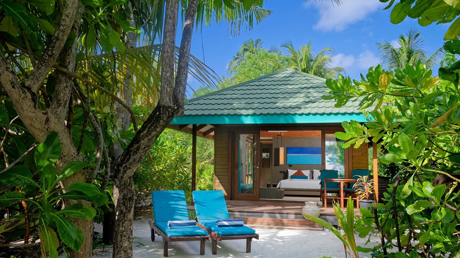 rooms-sunset-beach-villa