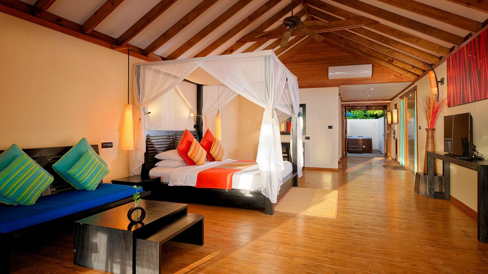 rooms-premium-beach-villa-with-whirlpool