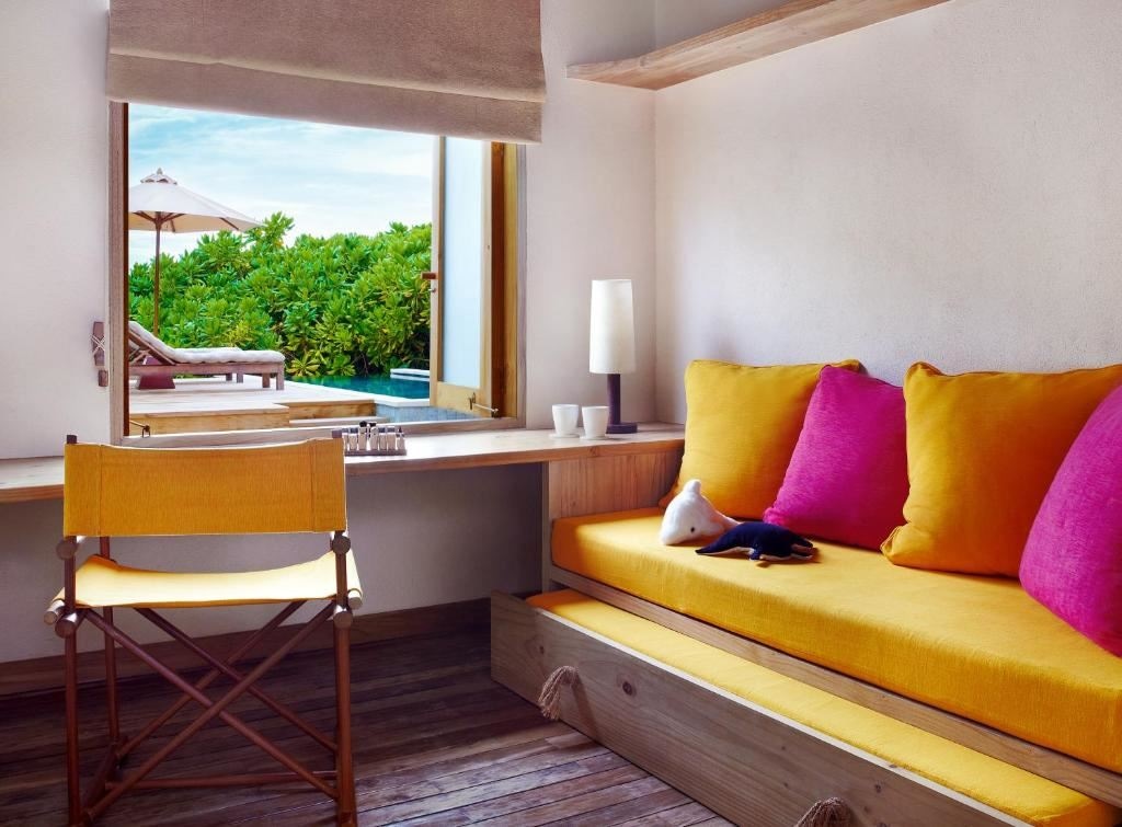 rooms-beach-family-villa-with-pool