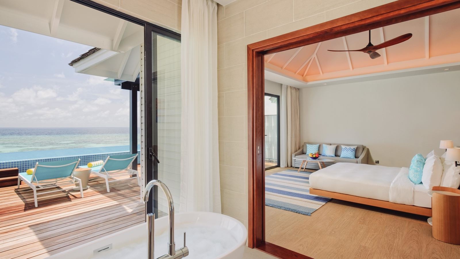 rooms-water-villa-with-pool