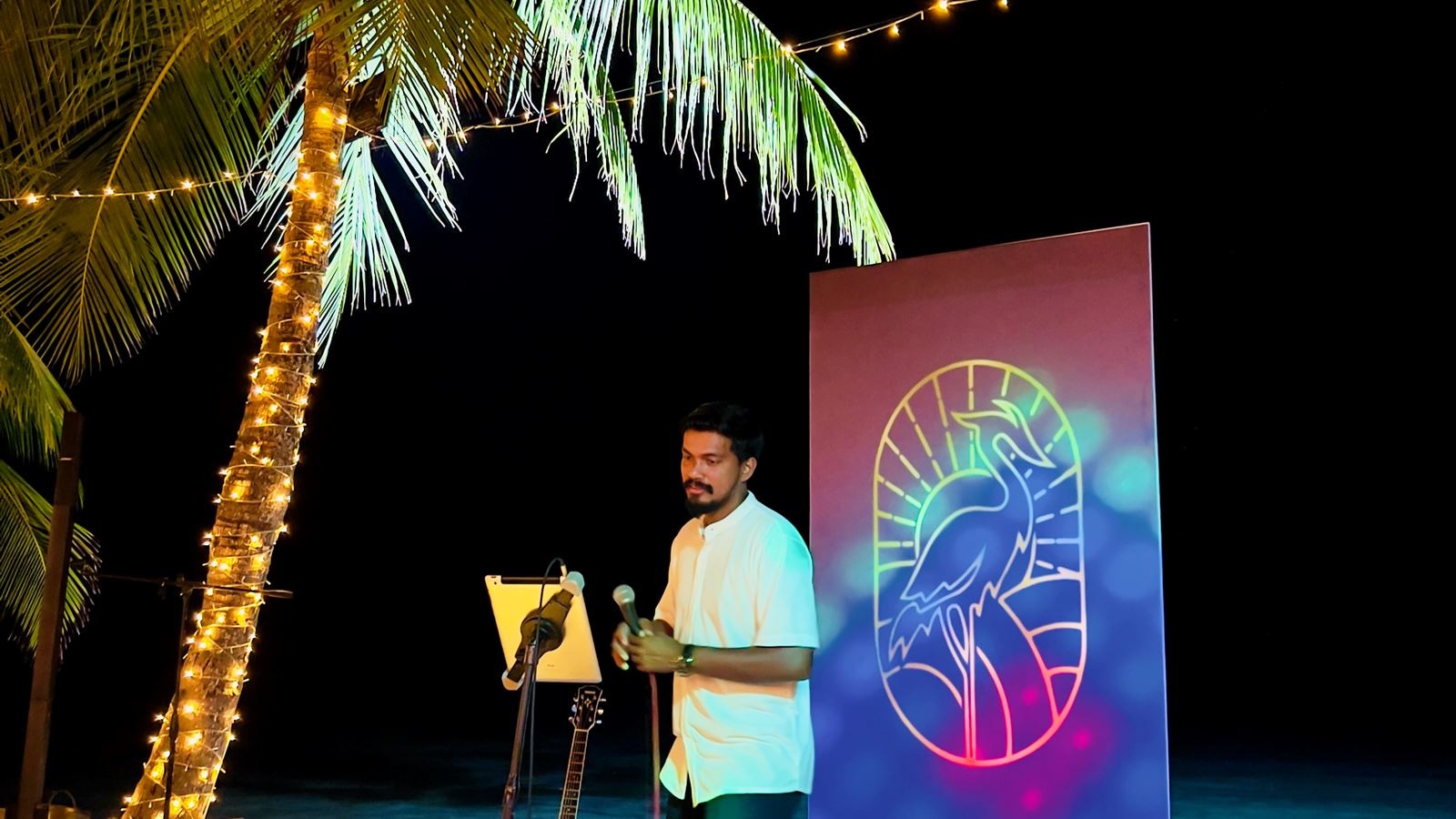 restaurants-main-building