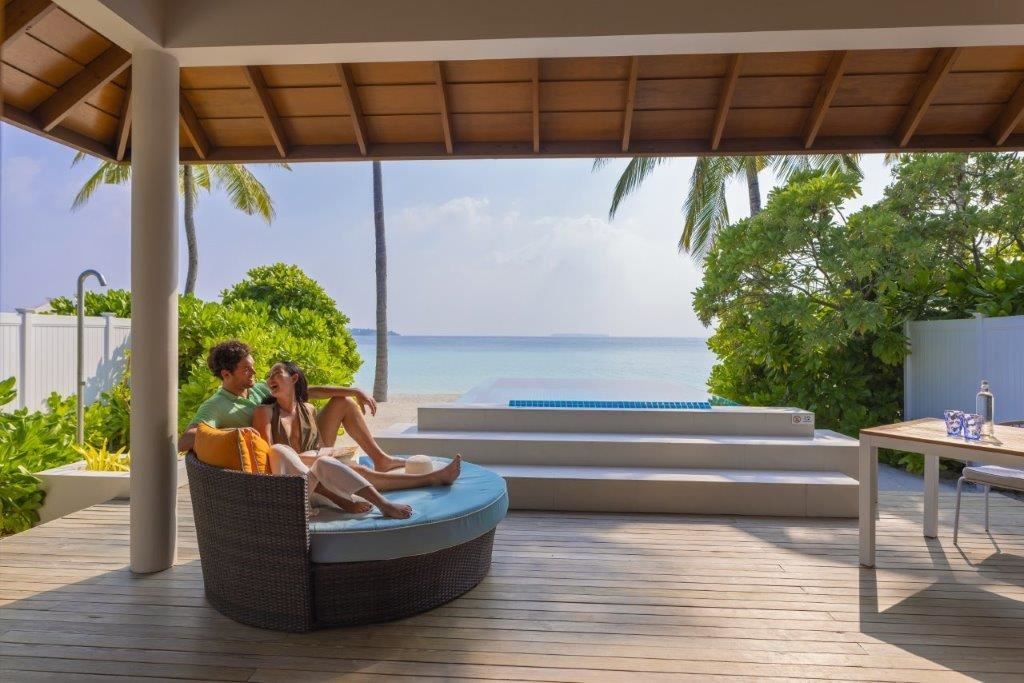 rooms-beach-villa-with-pool