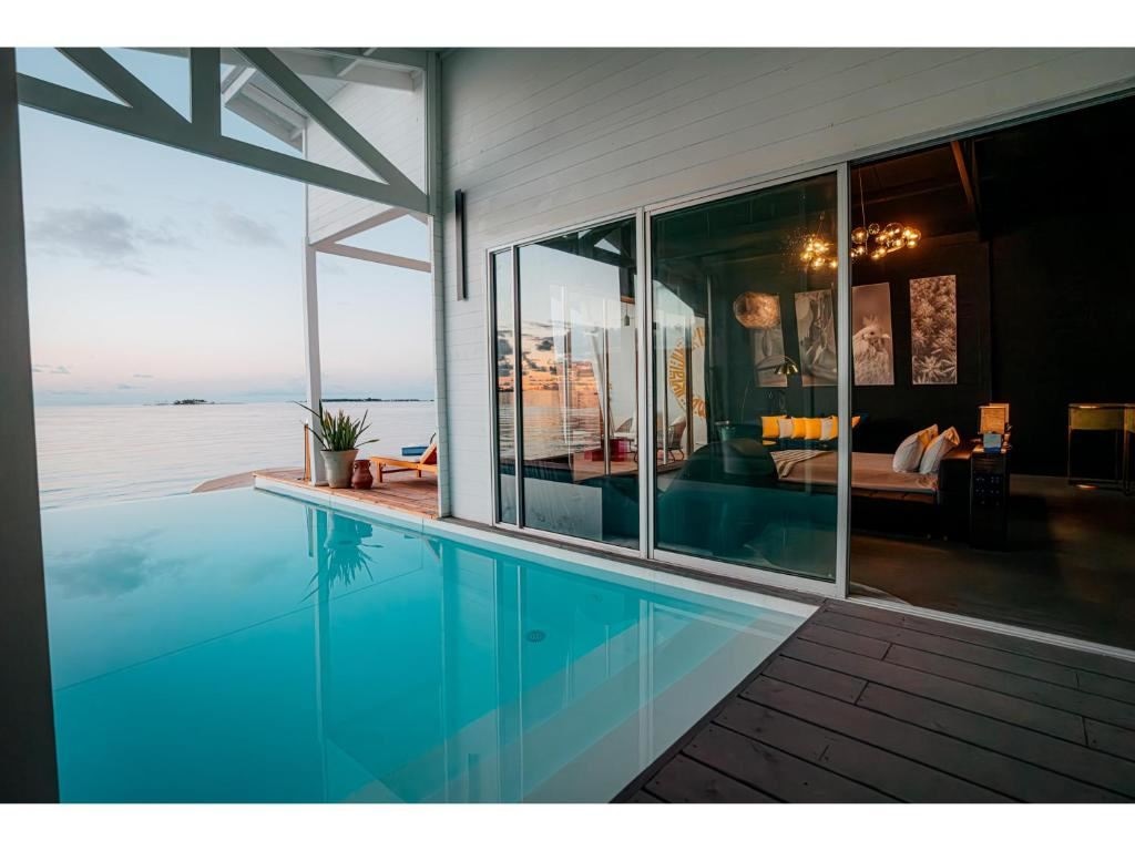 rooms-odi-water-villa-with-private-pool