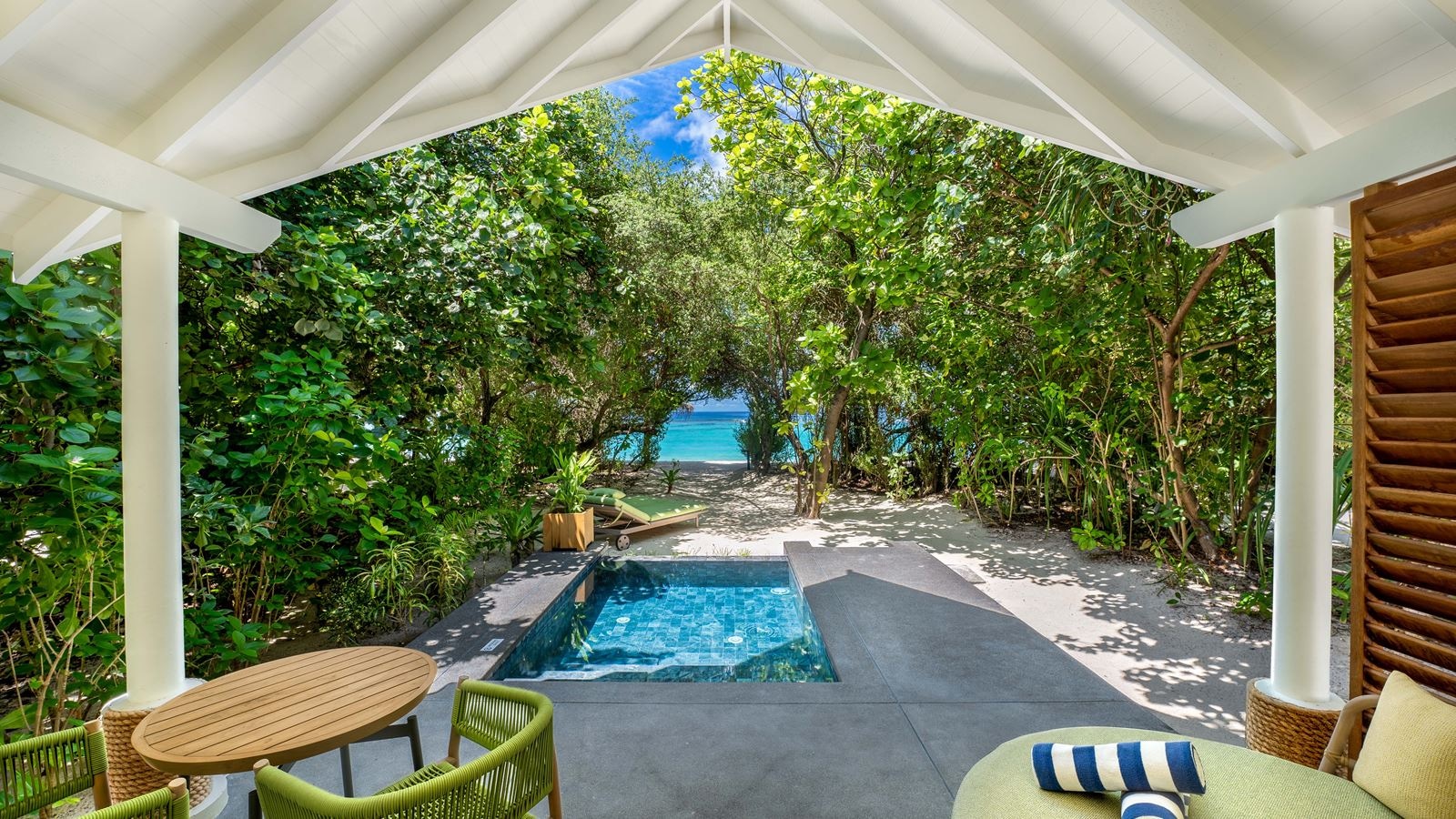 rooms-beach-villa-with-pool