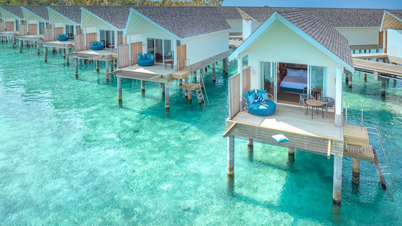 rooms-water-villa