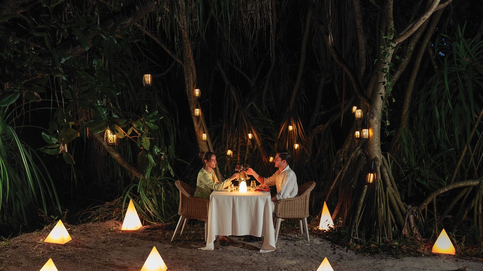 restaurants-destination-dining