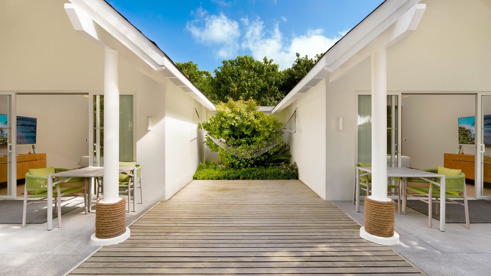 rooms-two-bedroom-family-beach-villa