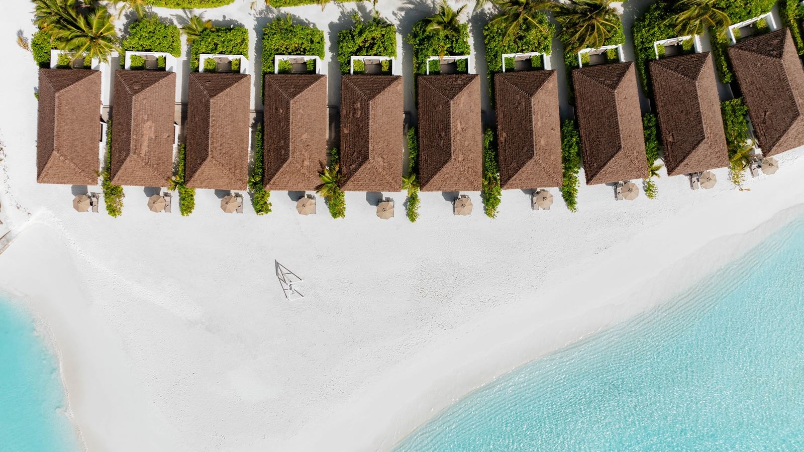 rooms-1-bedroom-beach-villa