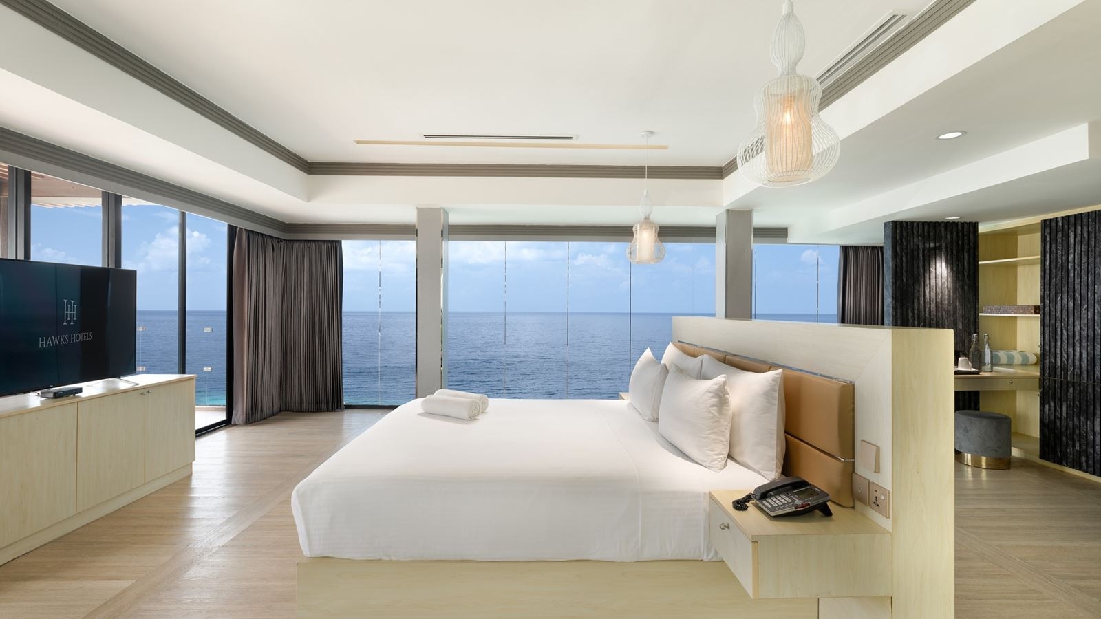 rooms-penthouse-sea-view-with-balcony-and-terrace
