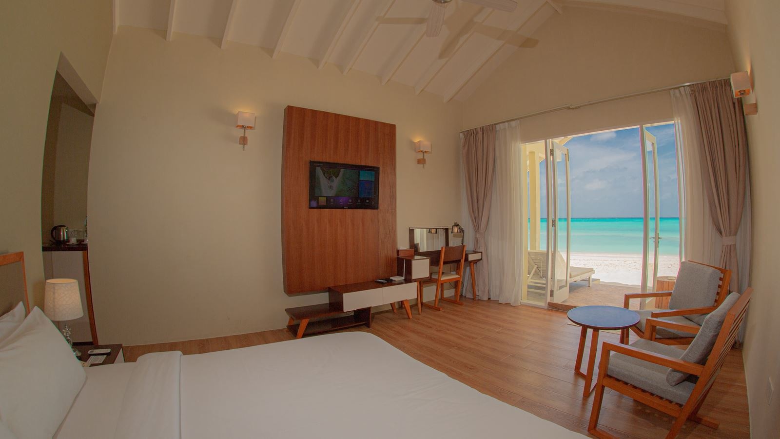 rooms-superior-beach-bungalow