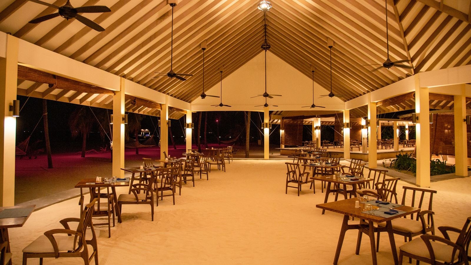 restaurants-main-restaurant