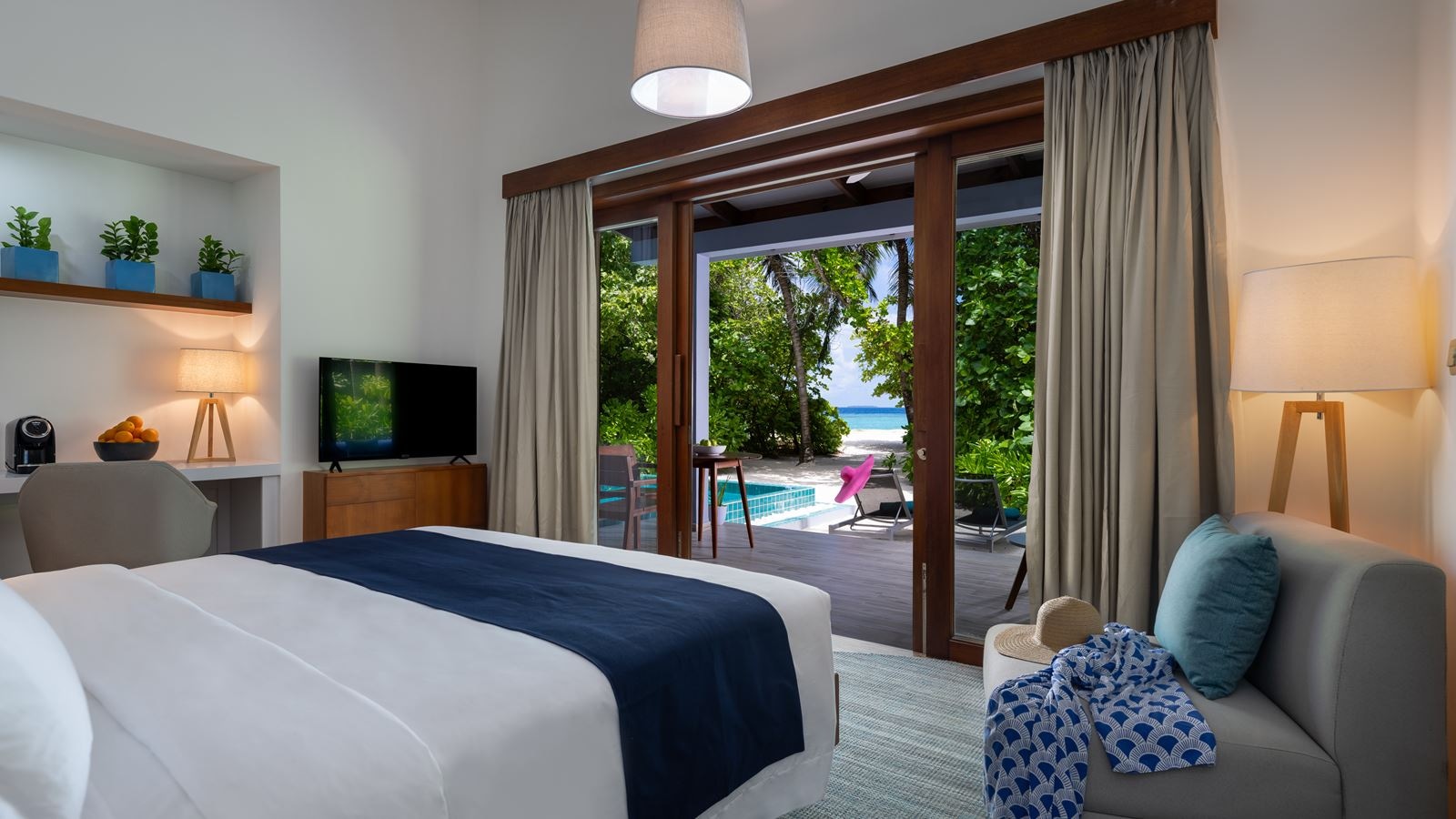 rooms-sunset-2bedroom-beach-villa-with-pool