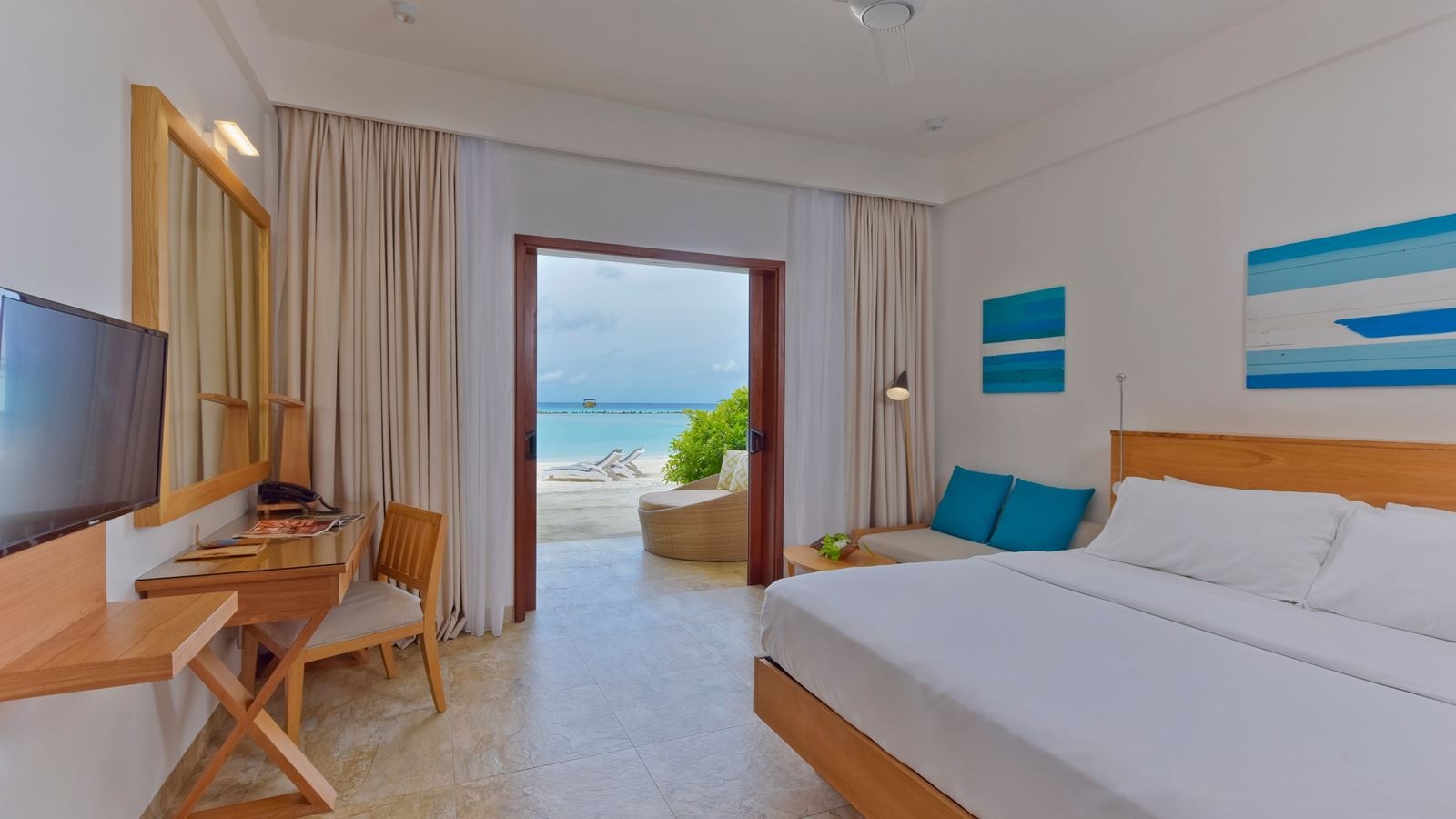 rooms-superior-beach