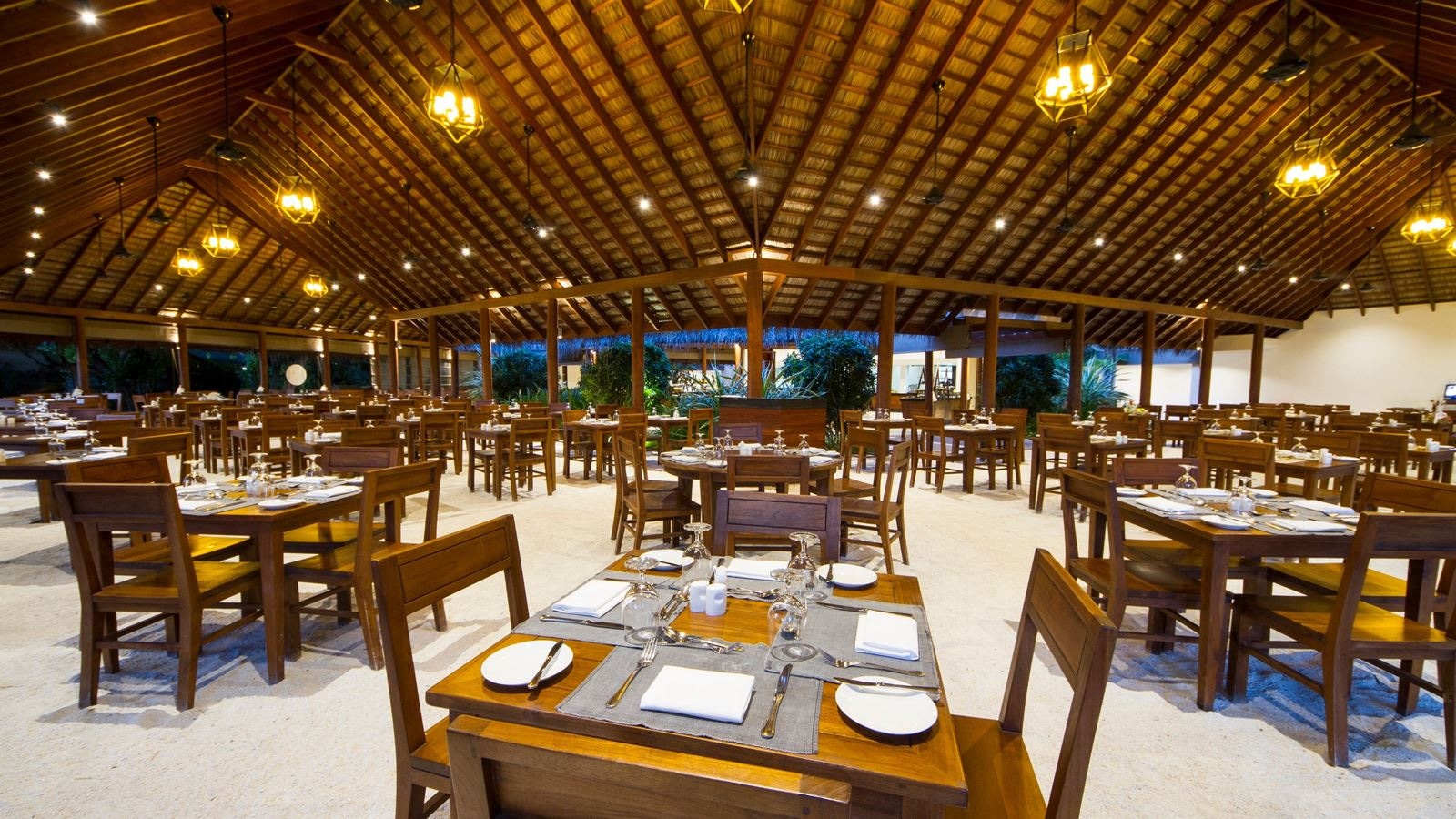 restaurants-samuga-restaurant