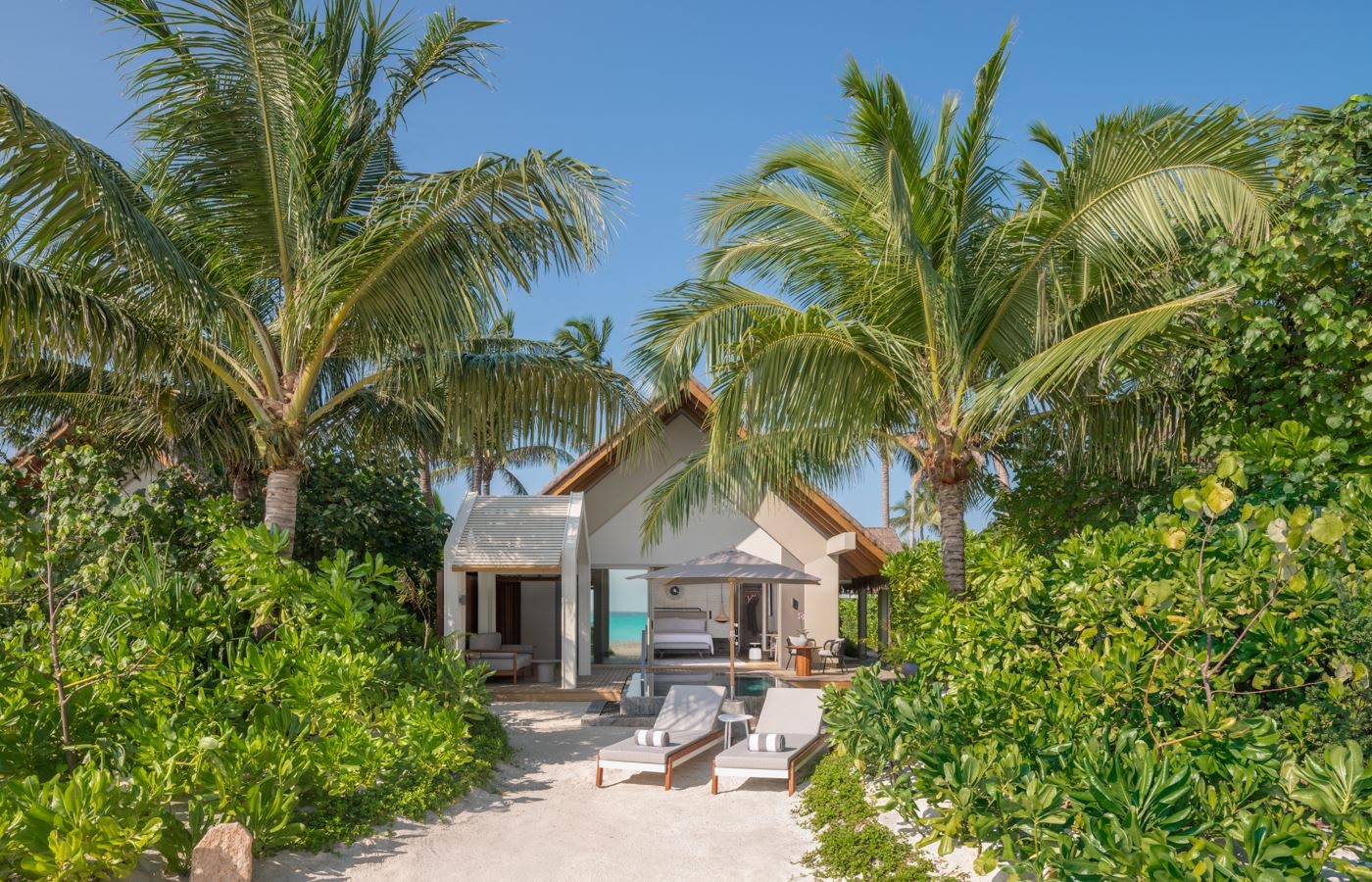 rooms-sunset-beach-pool-villa