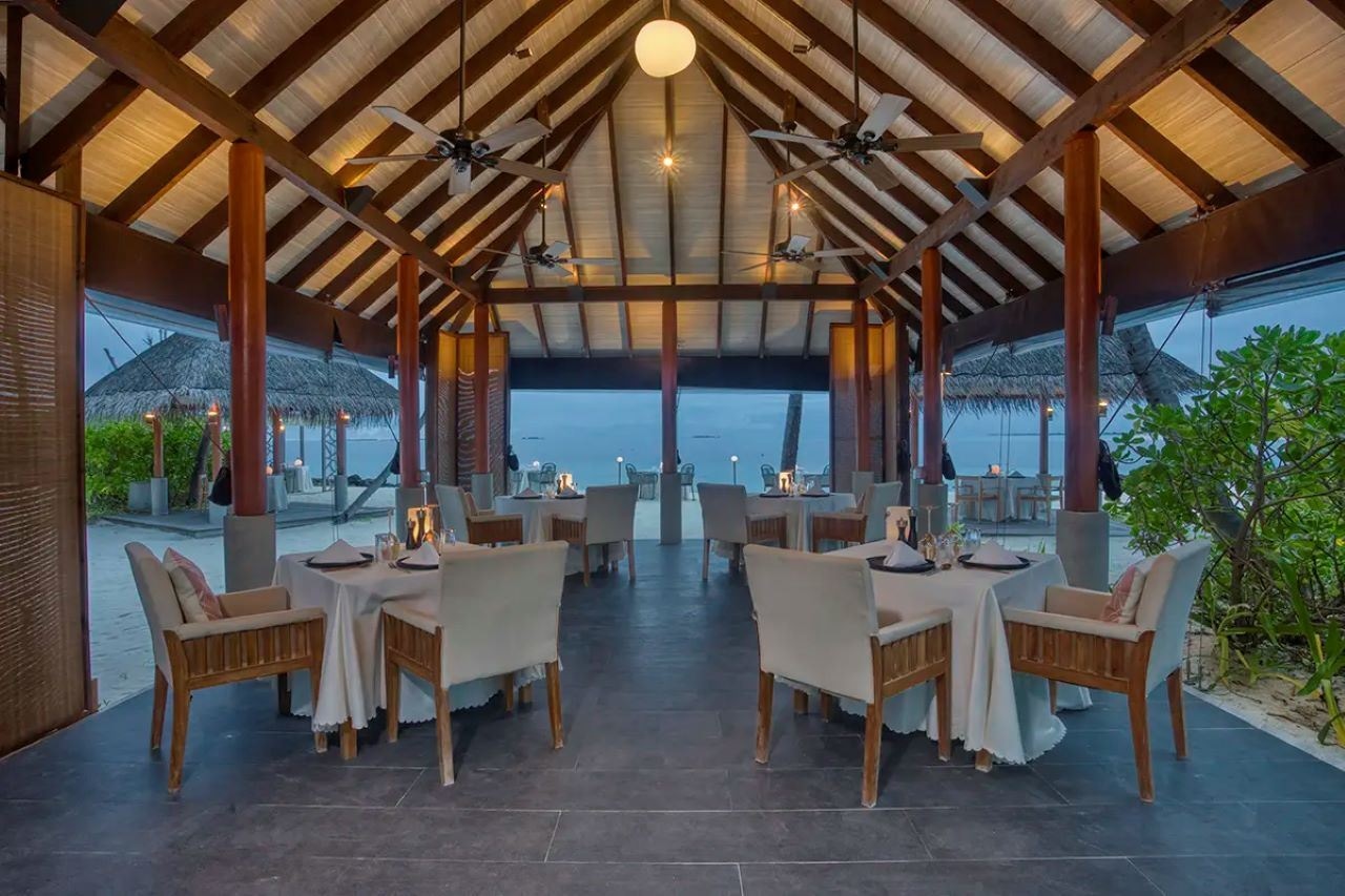 restaurants-restaurants