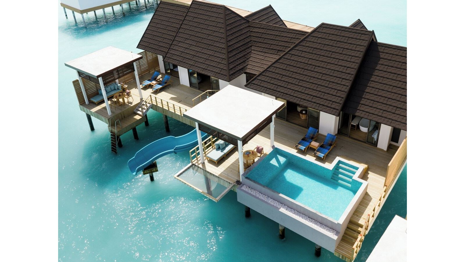 rooms-two-bedroom-water-pool-villa-with-slide